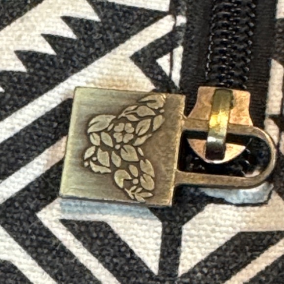 Stylish Geometric Black and White Backpack - Picture 10 of 11